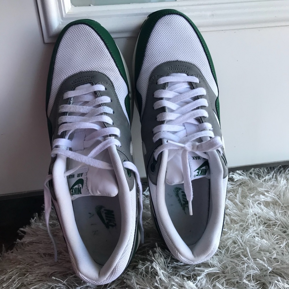 Nike Air Max 👞